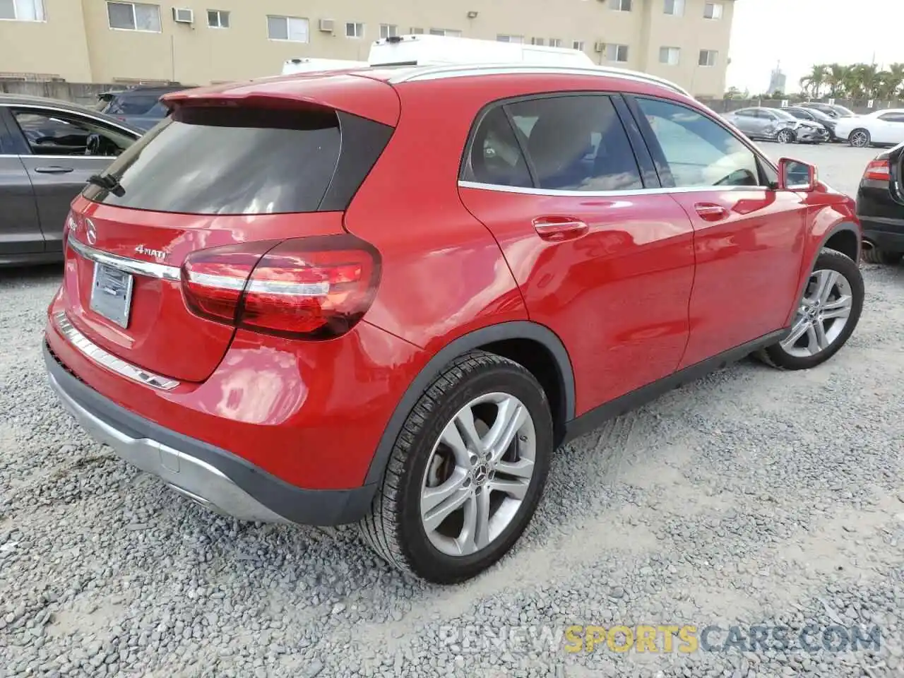 4 Фотография поврежденного автомобиля WDCTG4GB8KJ549346 MERCEDES-BENZ GLA-CLASS 2019