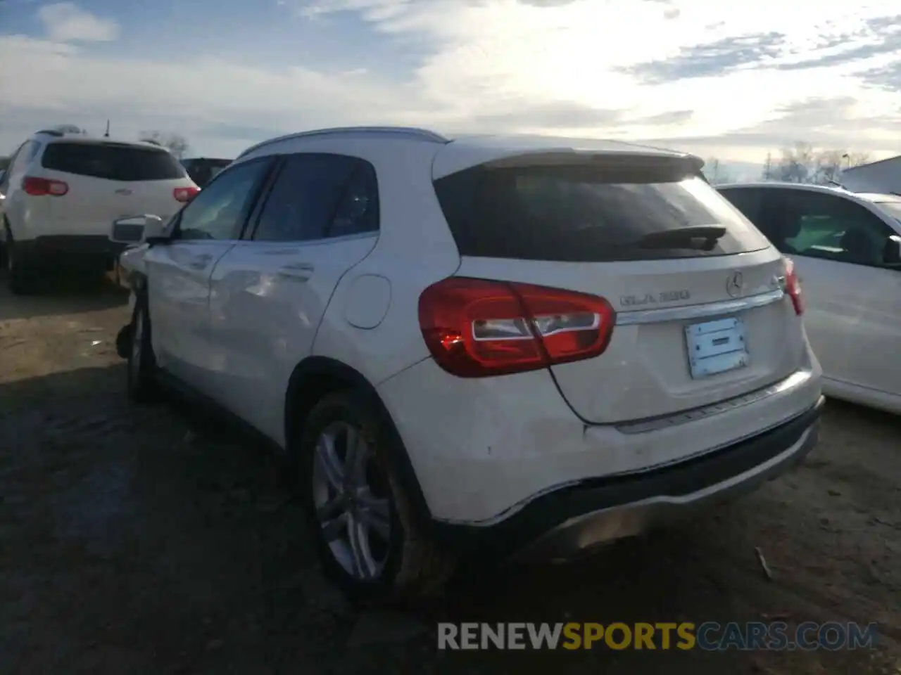 3 Photograph of a damaged car WDCTG4GB8KJ624563 MERCEDES-BENZ GLA-CLASS 2019