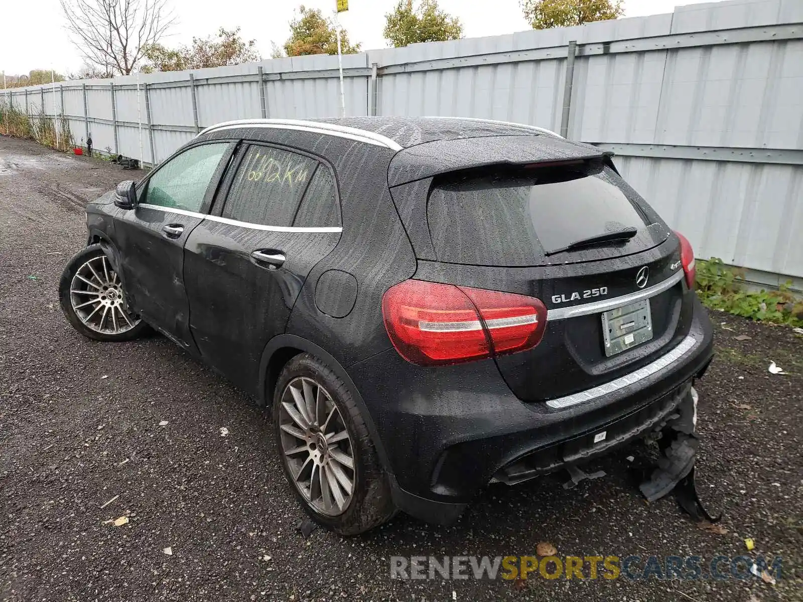 3 Photograph of a damaged car WDCTG4GB8KJ636325 MERCEDES-BENZ GLA-CLASS 2019