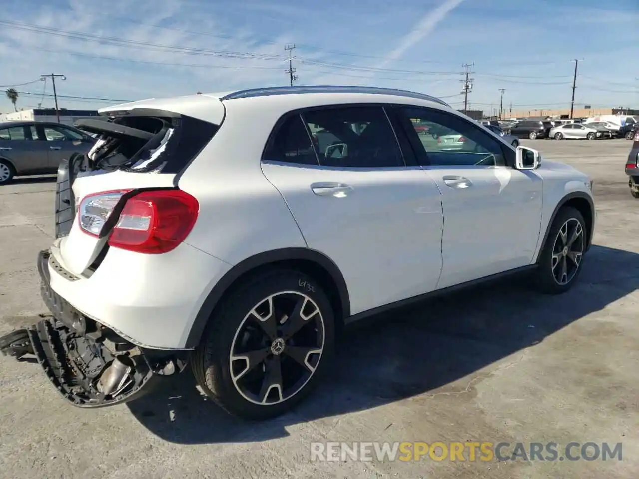 4 Photograph of a damaged car WDCTG4GB8KU015200 MERCEDES-BENZ GLA-CLASS 2019