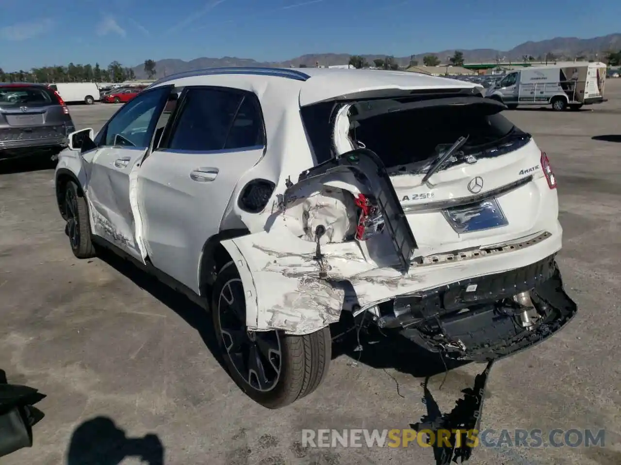 9 Photograph of a damaged car WDCTG4GB8KU015200 MERCEDES-BENZ GLA-CLASS 2019