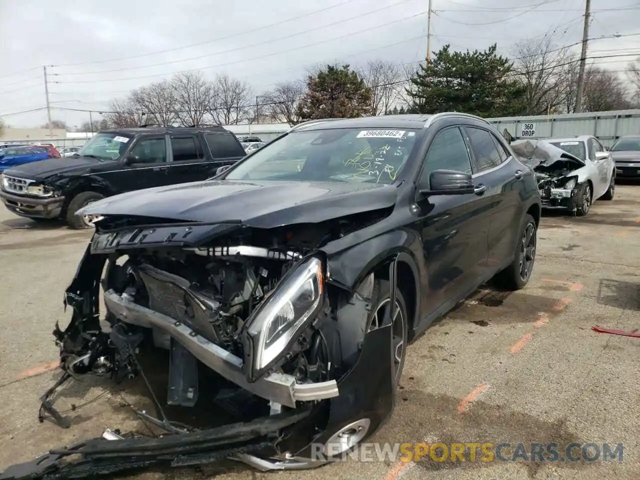 2 Photograph of a damaged car WDCTG4GB9KJ592464 MERCEDES-BENZ GLA-CLASS 2019