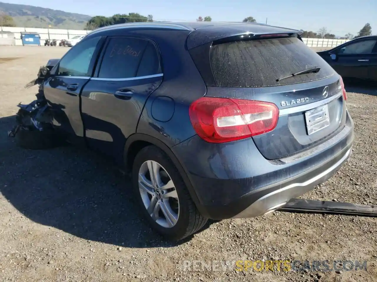 3 Photograph of a damaged car WDCTG4GB9KJ601471 MERCEDES-BENZ GLA-CLASS 2019