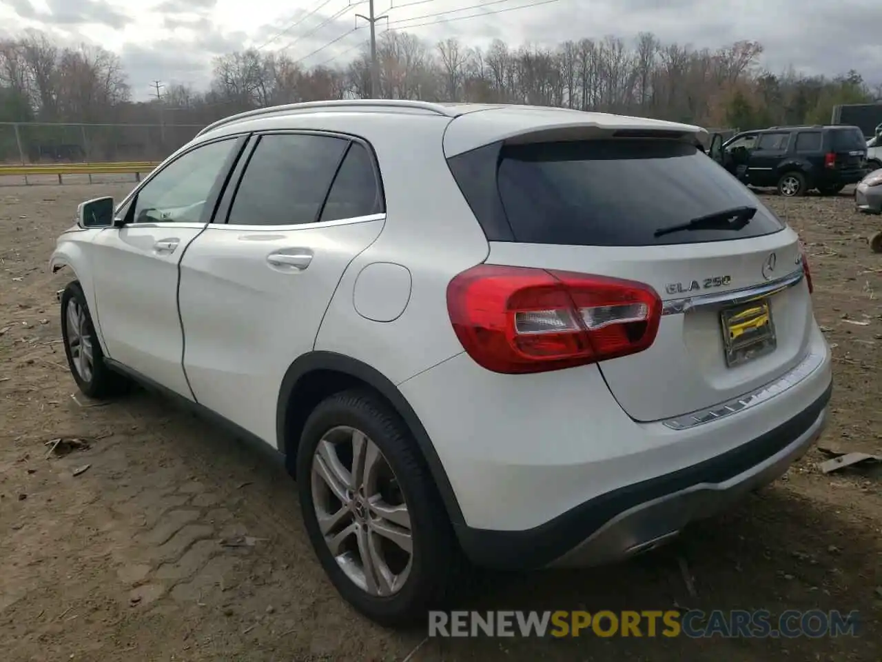 3 Photograph of a damaged car WDCTG4GB9KU007610 MERCEDES-BENZ GLA-CLASS 2019