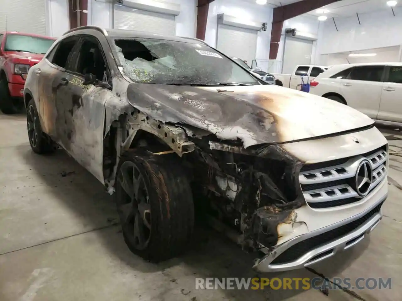 1 Photograph of a damaged car WDCTG4GB9KU009180 MERCEDES-BENZ GLA-CLASS 2019