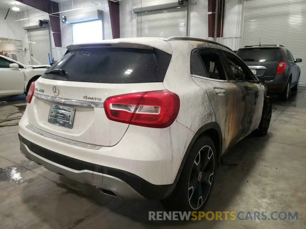 4 Photograph of a damaged car WDCTG4GB9KU009180 MERCEDES-BENZ GLA-CLASS 2019