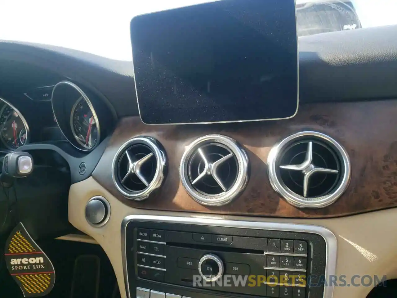 5 Photograph of a damaged car WDCTG4GB9KU012600 MERCEDES-BENZ GLA-CLASS 2019