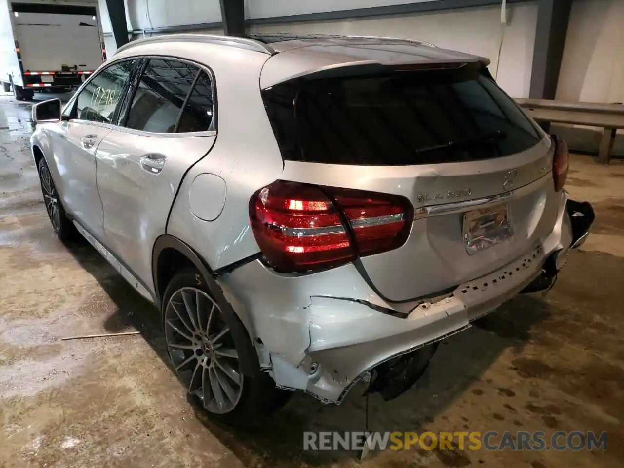 3 Photograph of a damaged car WDCTG4GBXKJ576063 MERCEDES-BENZ GLA-CLASS 2019