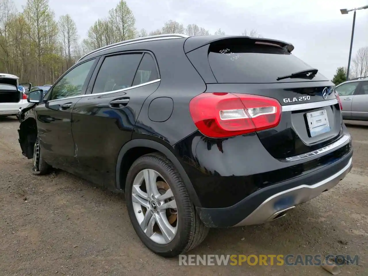 3 Photograph of a damaged car WDCTG4GBXKU010676 MERCEDES-BENZ GLA-CLASS 2019