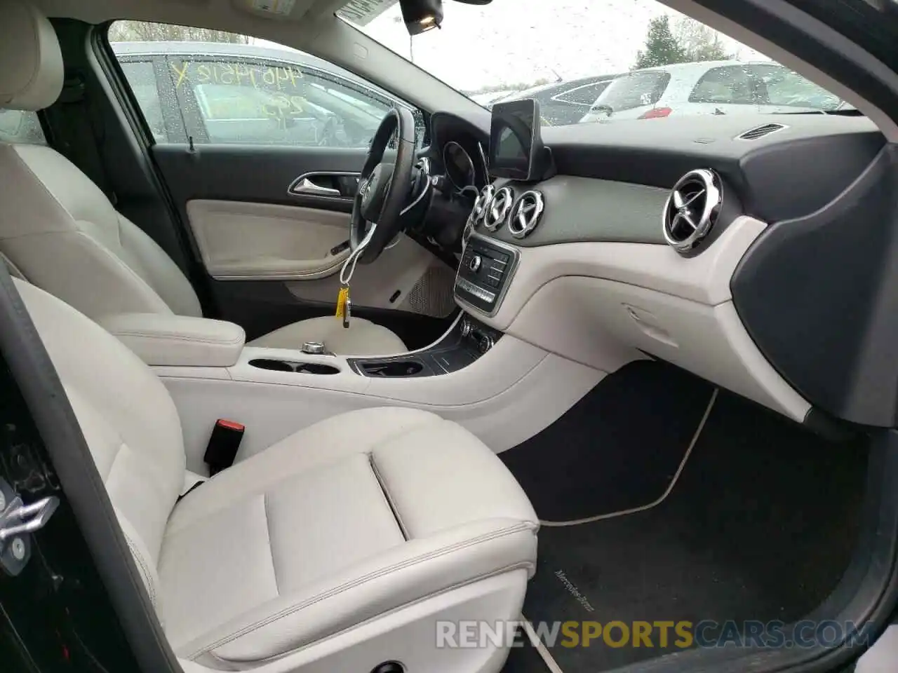 5 Photograph of a damaged car WDCTG4GBXKU010676 MERCEDES-BENZ GLA-CLASS 2019