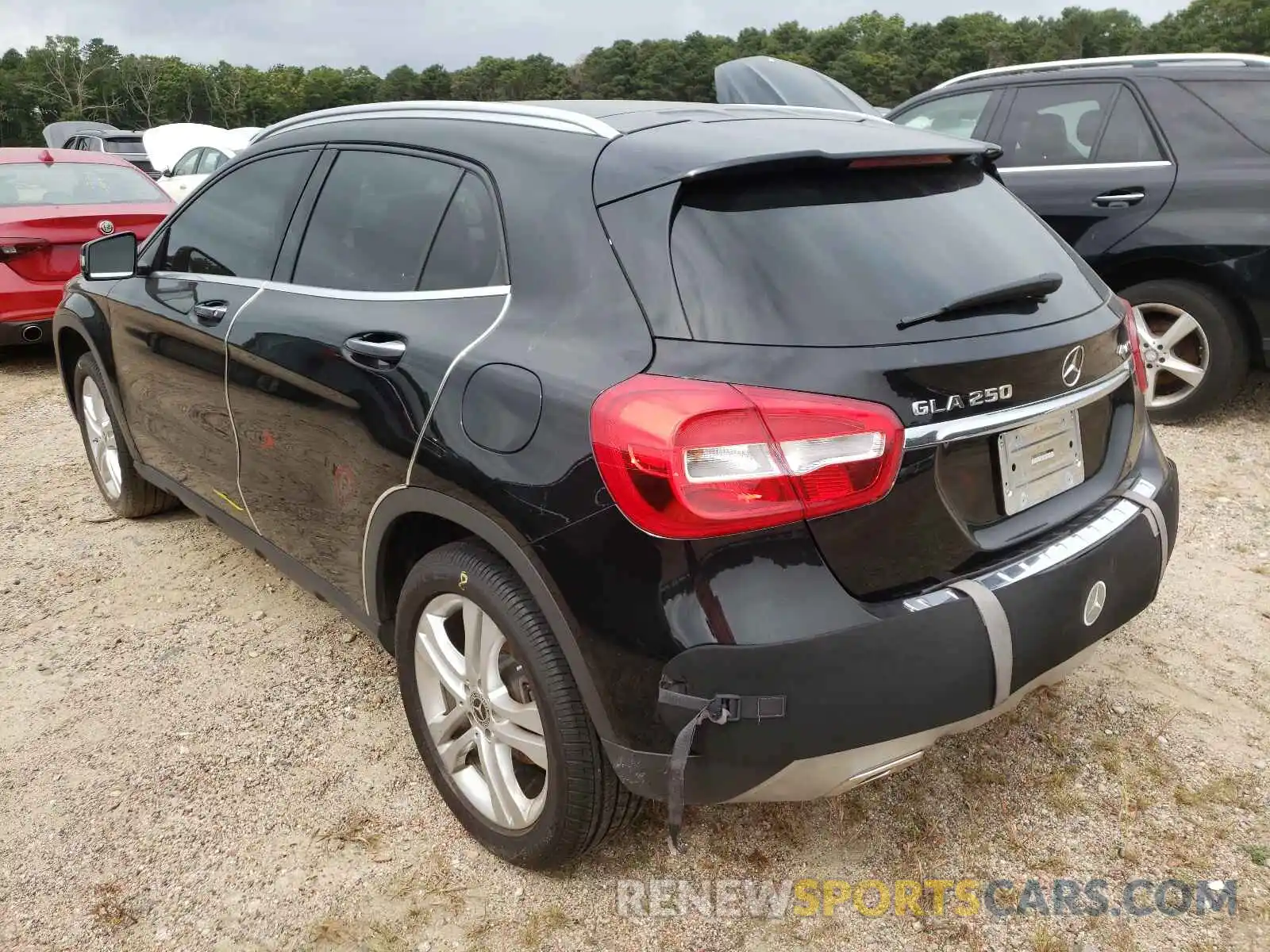 3 Photograph of a damaged car WDCTG4GBXKU015893 MERCEDES-BENZ GLA-CLASS 2019