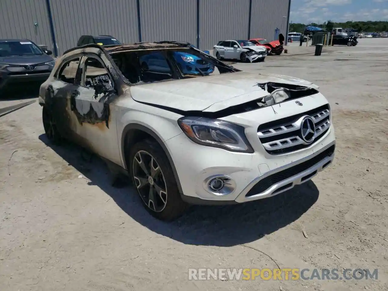 1 Photograph of a damaged car WDCTG4GBXKU019233 MERCEDES-BENZ GLA-CLASS 2019