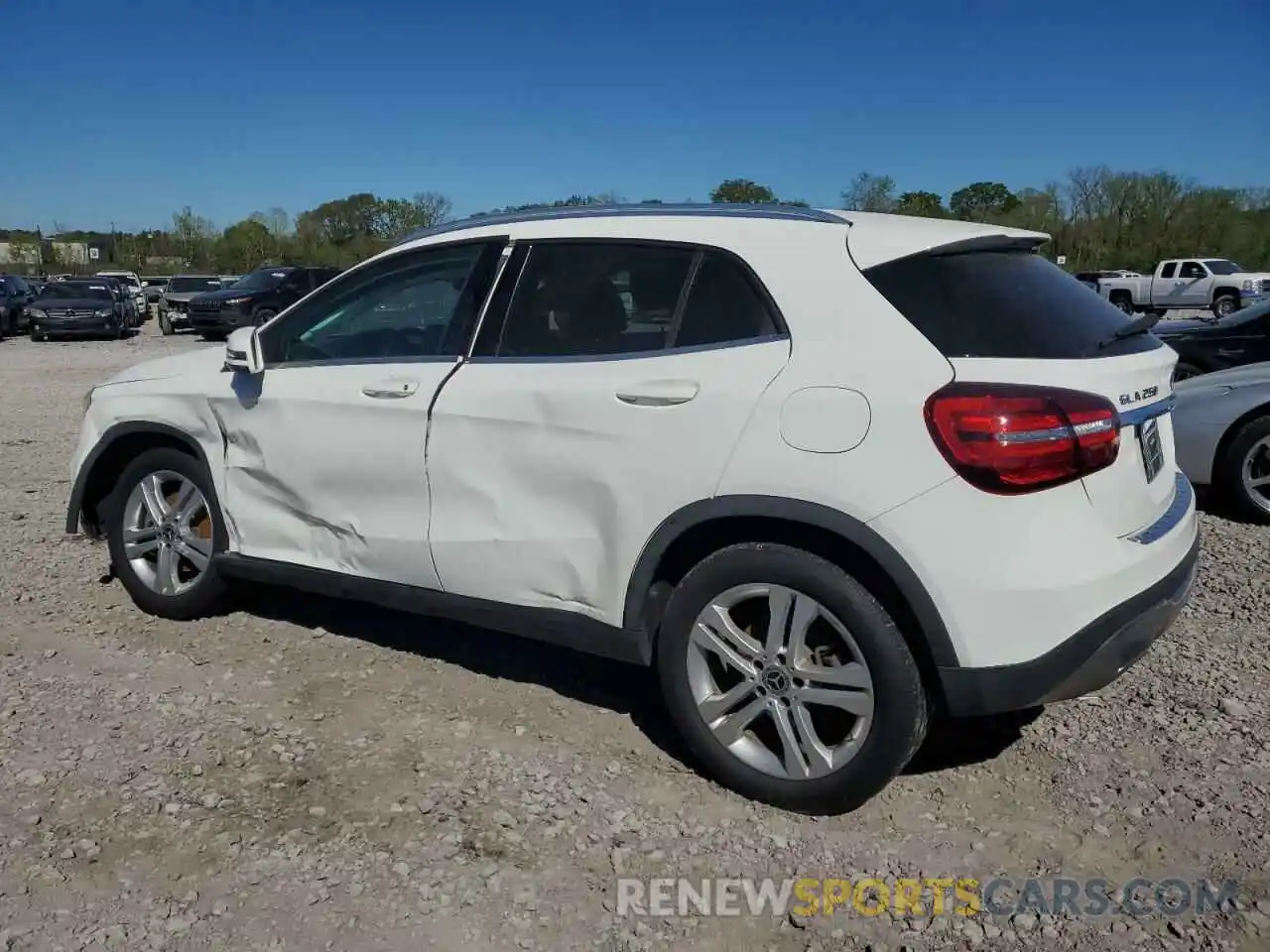 2 Photograph of a damaged car W1NTG4EB4LU040372 MERCEDES-BENZ GLA-CLASS 2020