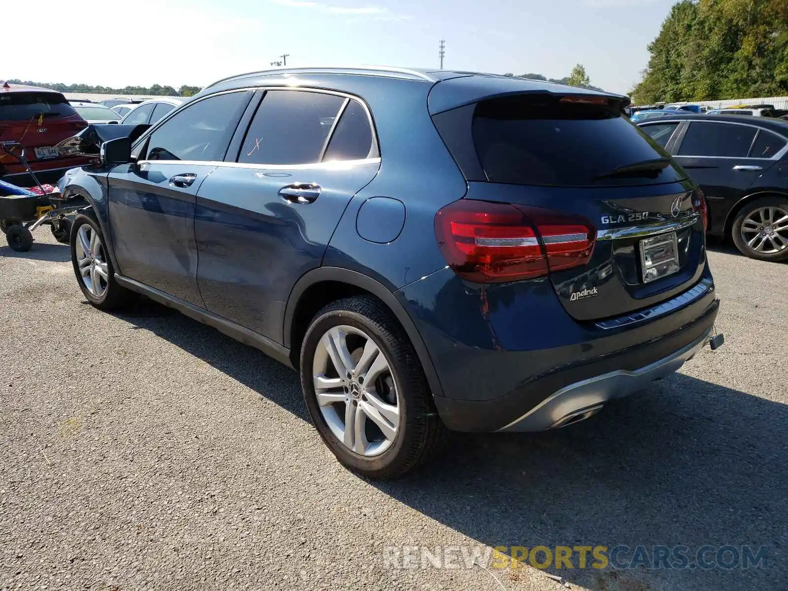 3 Photograph of a damaged car W1NTG4GB2LJ691644 MERCEDES-BENZ GLA-CLASS 2020