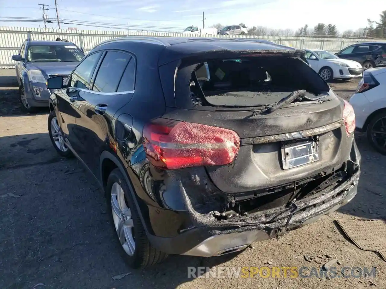 3 Photograph of a damaged car W1NTG4GB3LU031272 MERCEDES-BENZ GLA-CLASS 2020