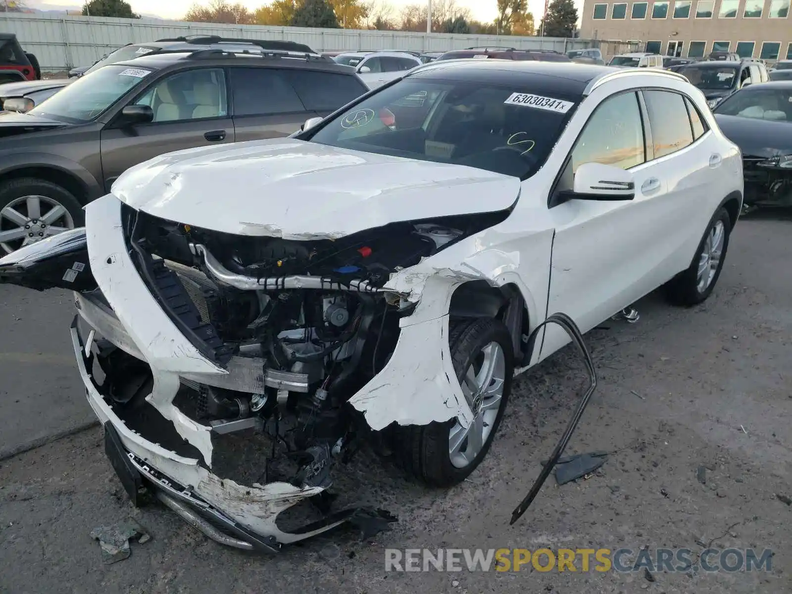 2 Photograph of a damaged car W1NTG4GB4LU040224 MERCEDES-BENZ GLA-CLASS 2020