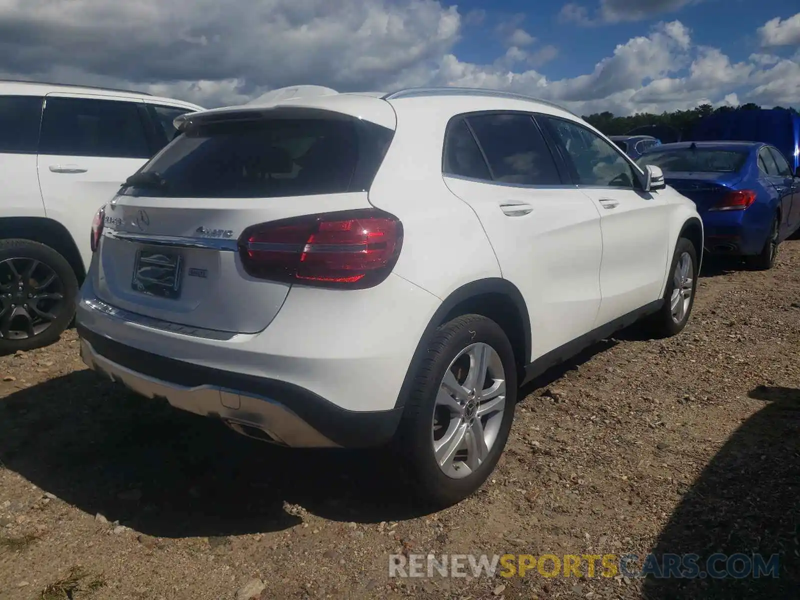 4 Photograph of a damaged car W1NTG4GB9LU040798 MERCEDES-BENZ GLA-CLASS 2020