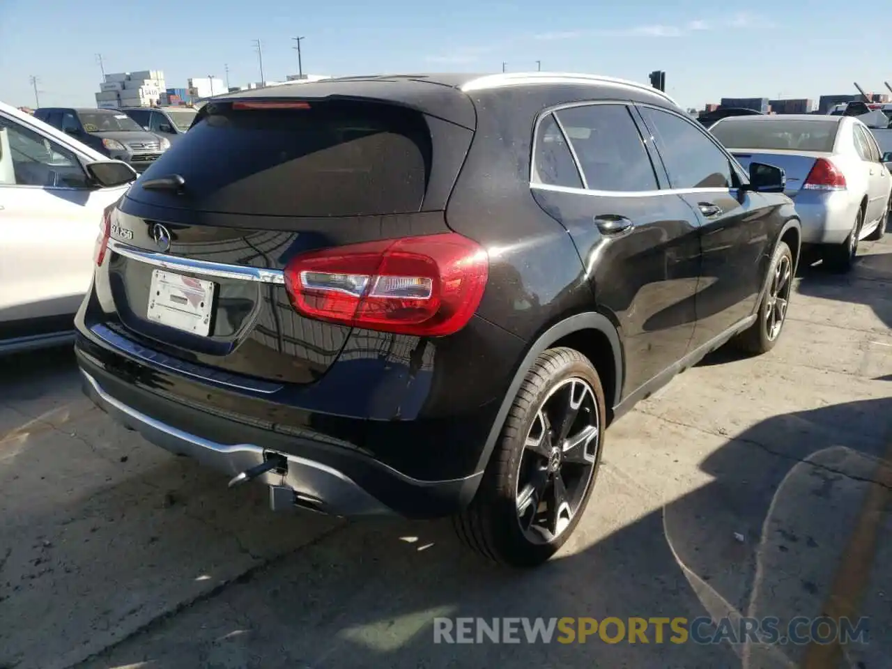 4 Photograph of a damaged car WDCTG4EB0LU026731 MERCEDES-BENZ GLA-CLASS 2020