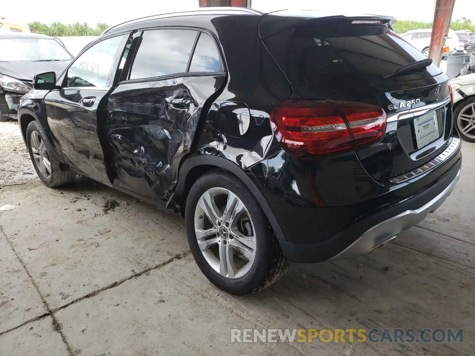 3 Photograph of a damaged car WDCTG4EB0LU028091 MERCEDES-BENZ GLA-CLASS 2020