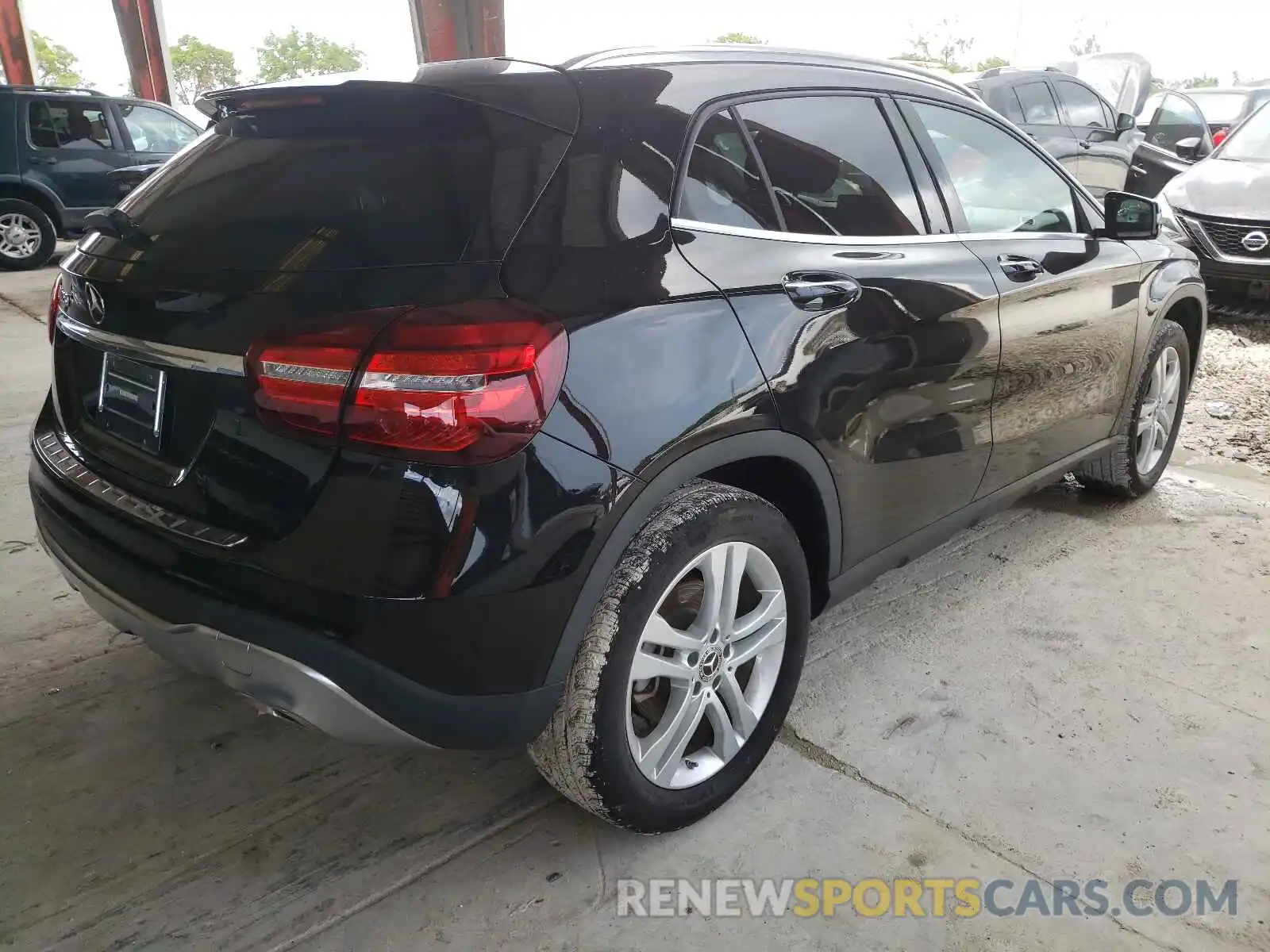 4 Photograph of a damaged car WDCTG4EB0LU028091 MERCEDES-BENZ GLA-CLASS 2020