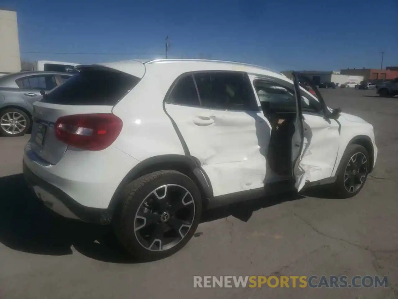 3 Photograph of a damaged car WDCTG4EB0LU028141 MERCEDES-BENZ GLA-CLASS 2020