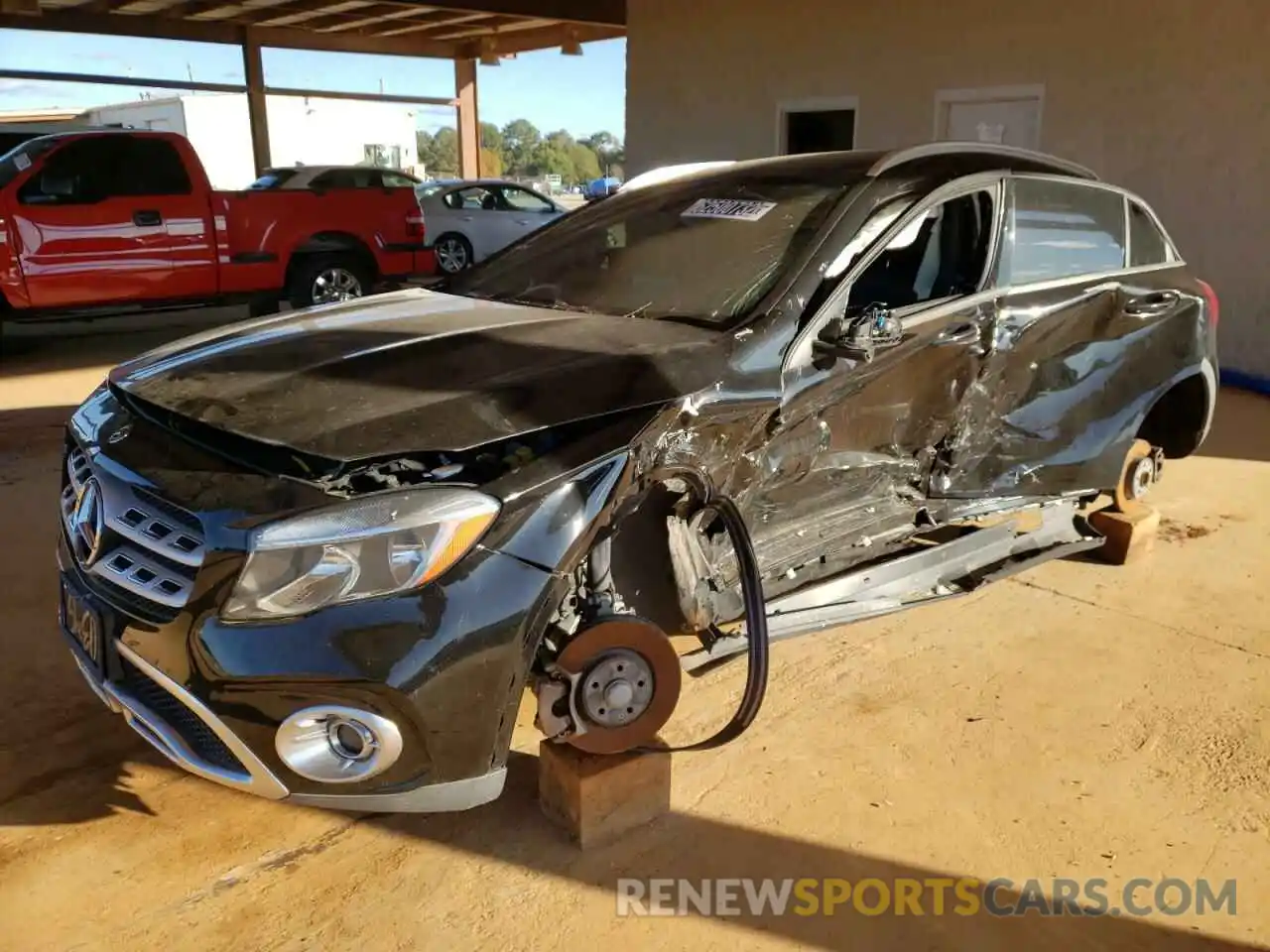 2 Photograph of a damaged car WDCTG4EB1LJ656209 MERCEDES-BENZ GLA-CLASS 2020