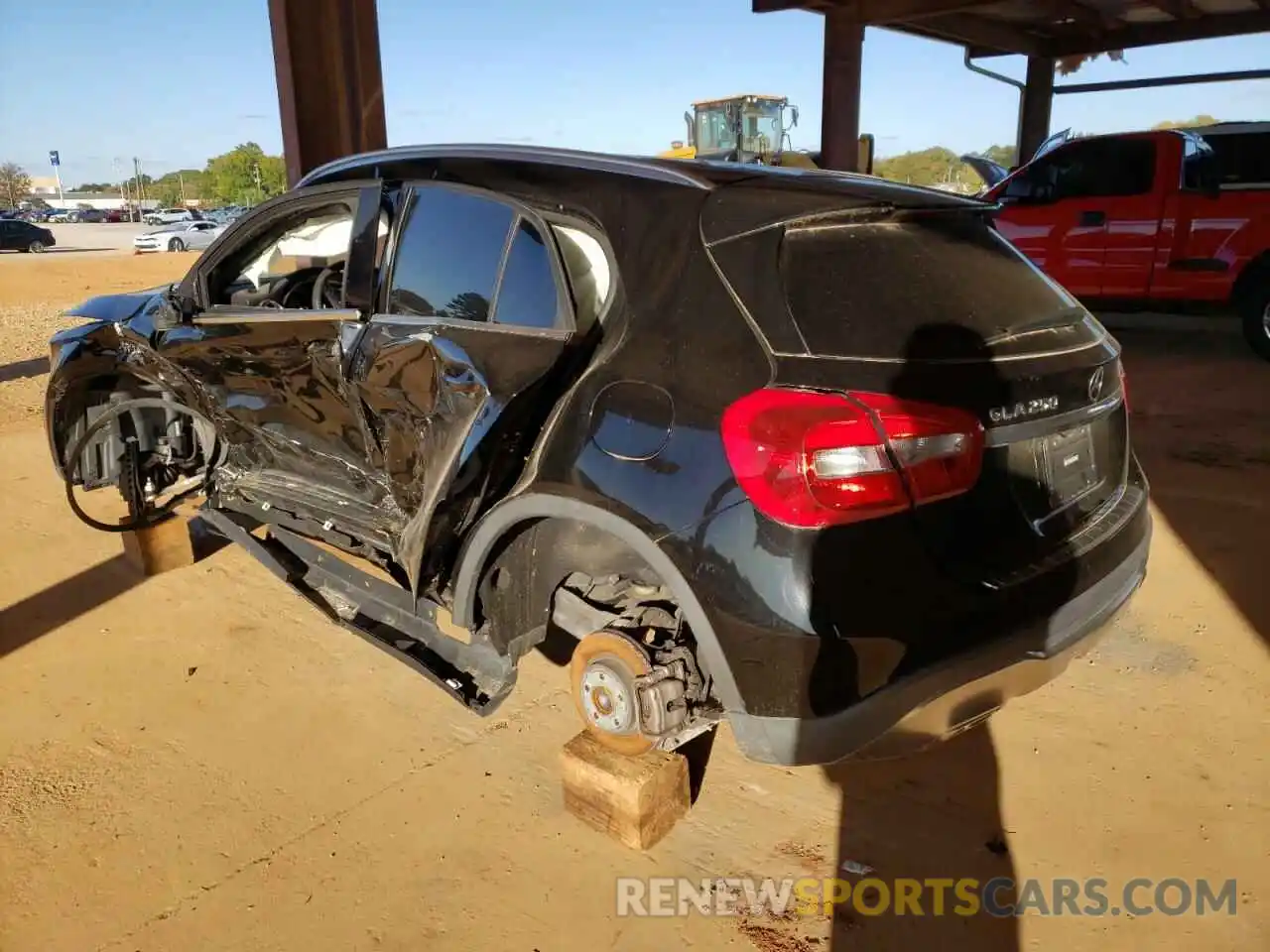 3 Photograph of a damaged car WDCTG4EB1LJ656209 MERCEDES-BENZ GLA-CLASS 2020