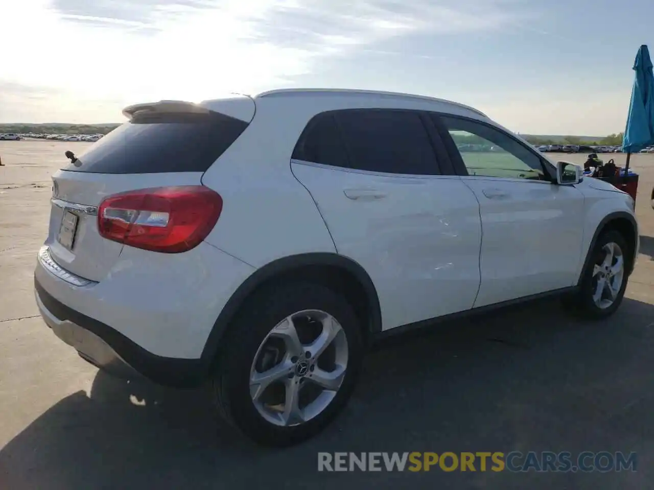 3 Photograph of a damaged car WDCTG4EB1LU024664 MERCEDES-BENZ GLA-CLASS 2020