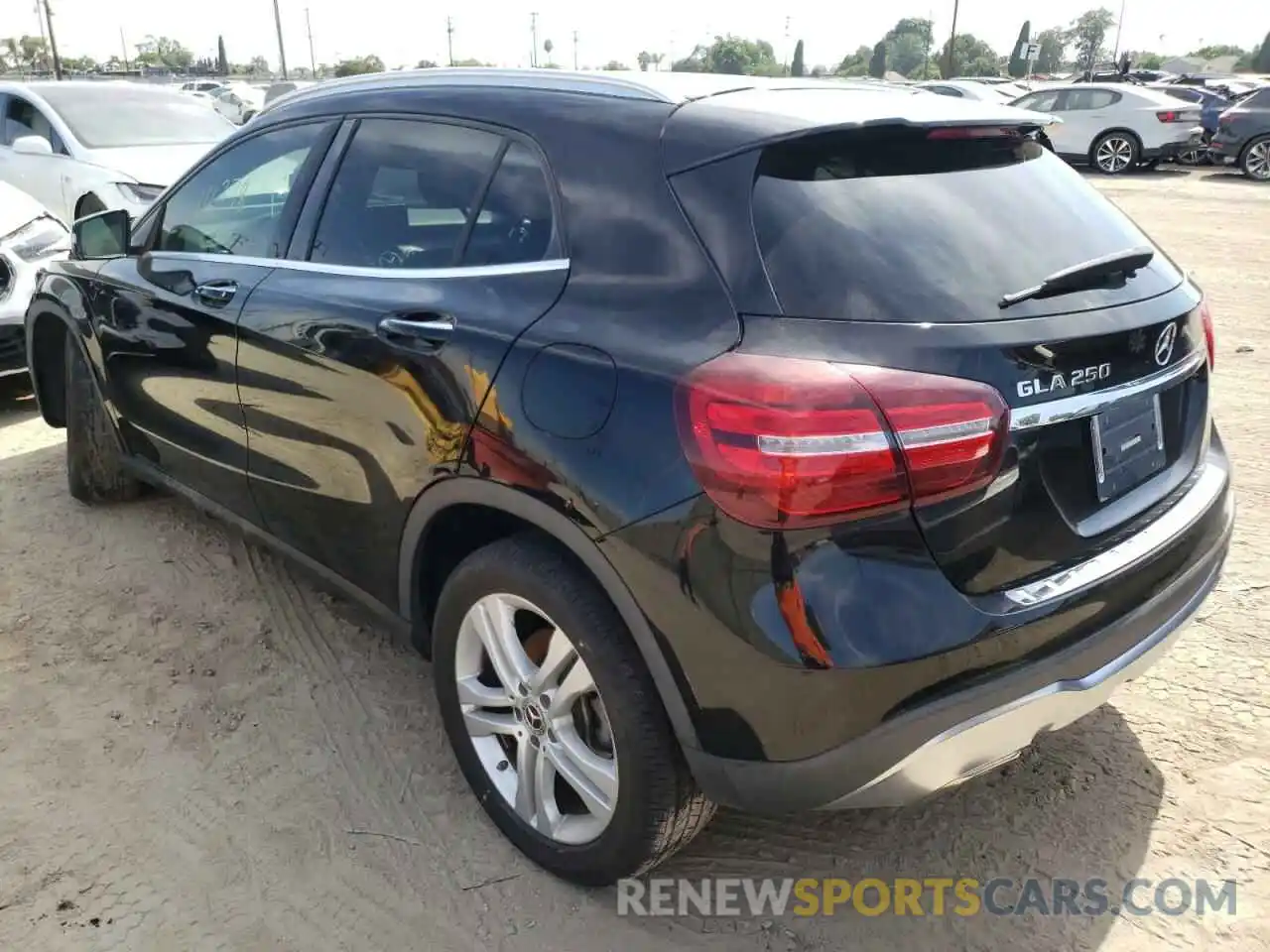 3 Photograph of a damaged car WDCTG4EB2LU021739 MERCEDES-BENZ GLA-CLASS 2020