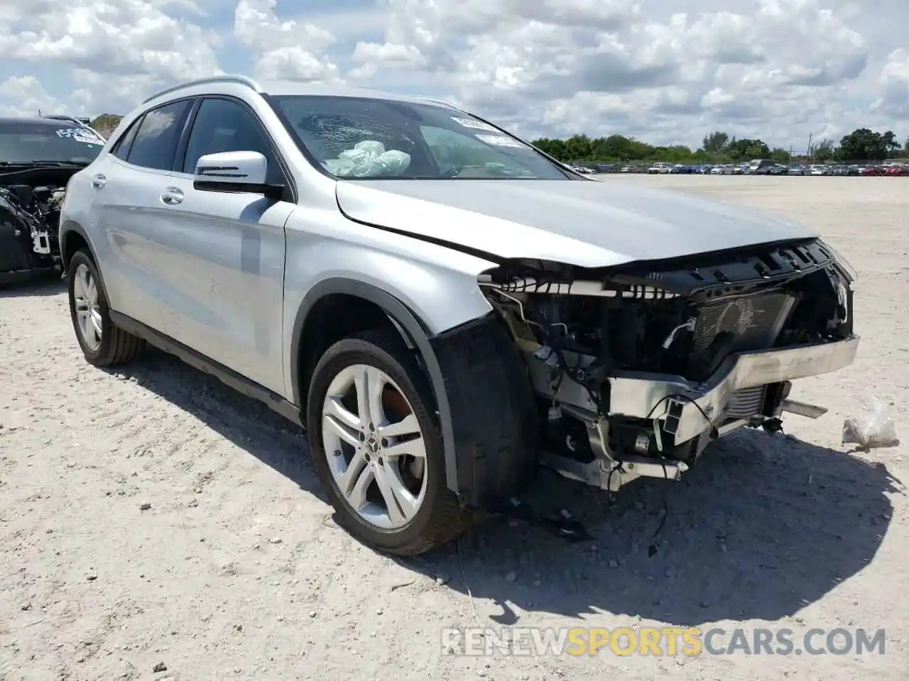 1 Photograph of a damaged car WDCTG4EB2LU023359 MERCEDES-BENZ GLA-CLASS 2020