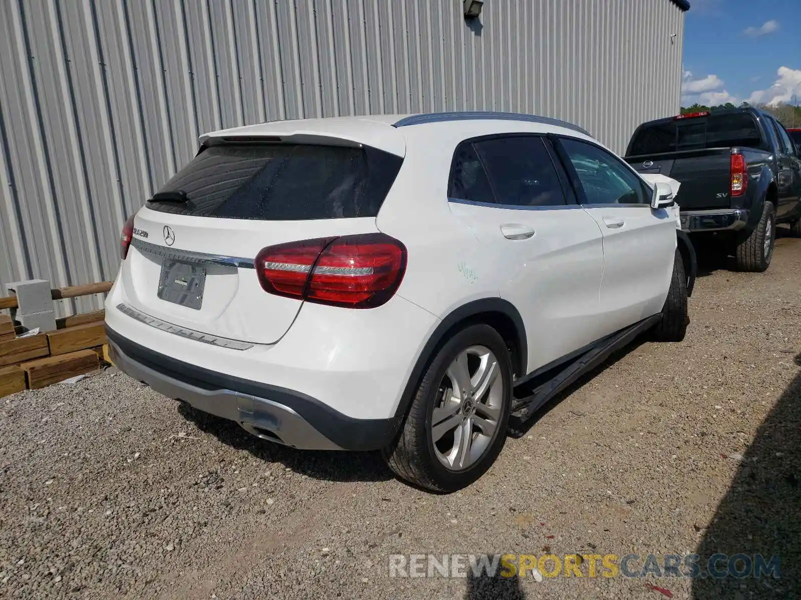 4 Photograph of a damaged car WDCTG4EB3LU023595 MERCEDES-BENZ GLA-CLASS 2020