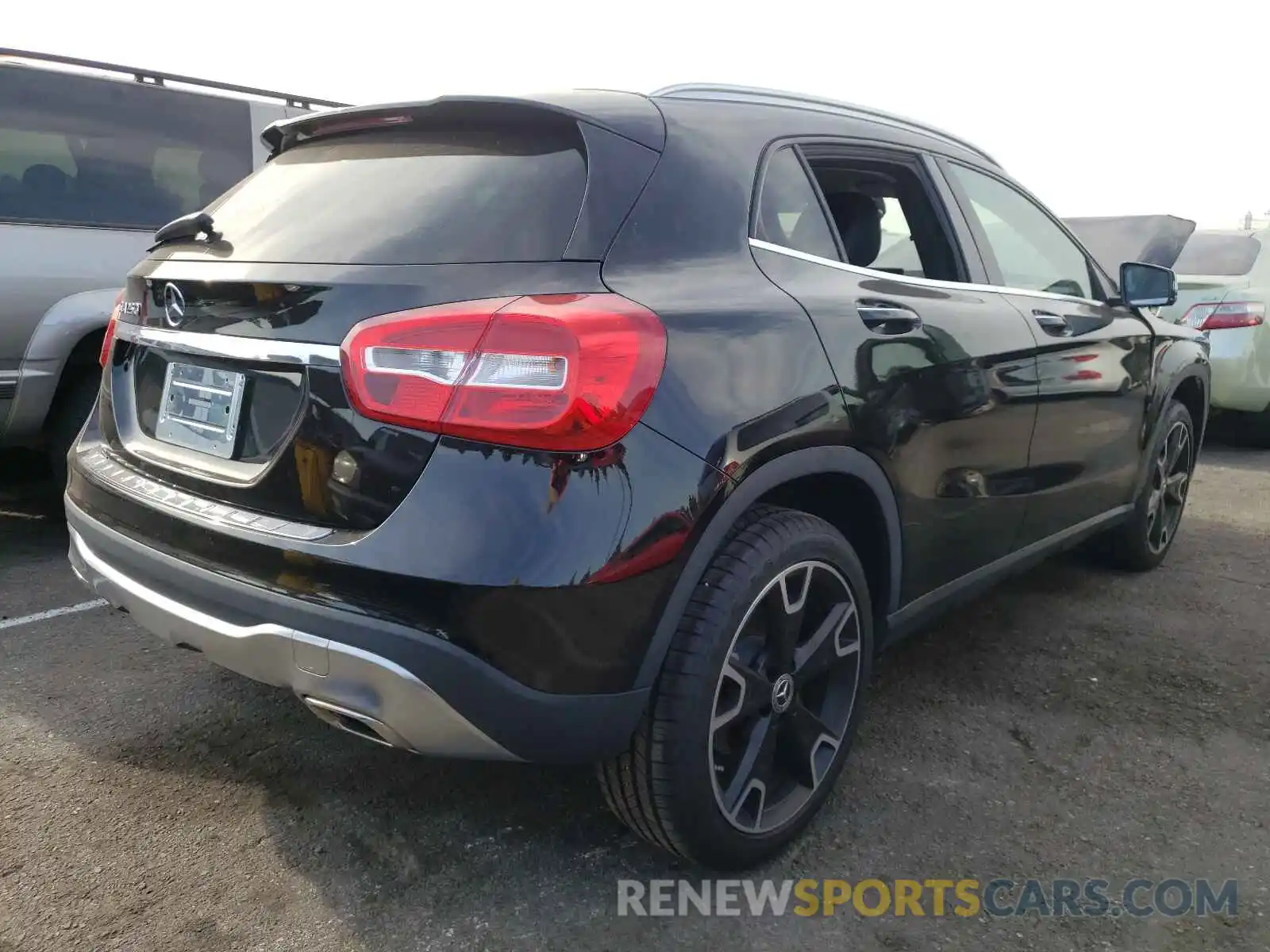 4 Photograph of a damaged car WDCTG4EB3LU026643 MERCEDES-BENZ GLA-CLASS 2020