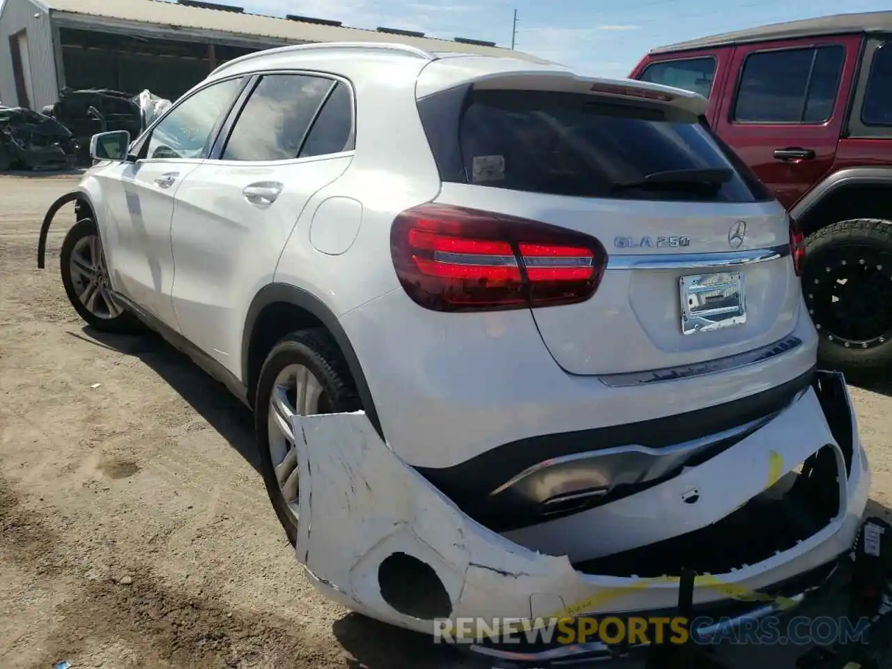 3 Photograph of a damaged car WDCTG4EB6LJ652849 MERCEDES-BENZ GLA-CLASS 2020