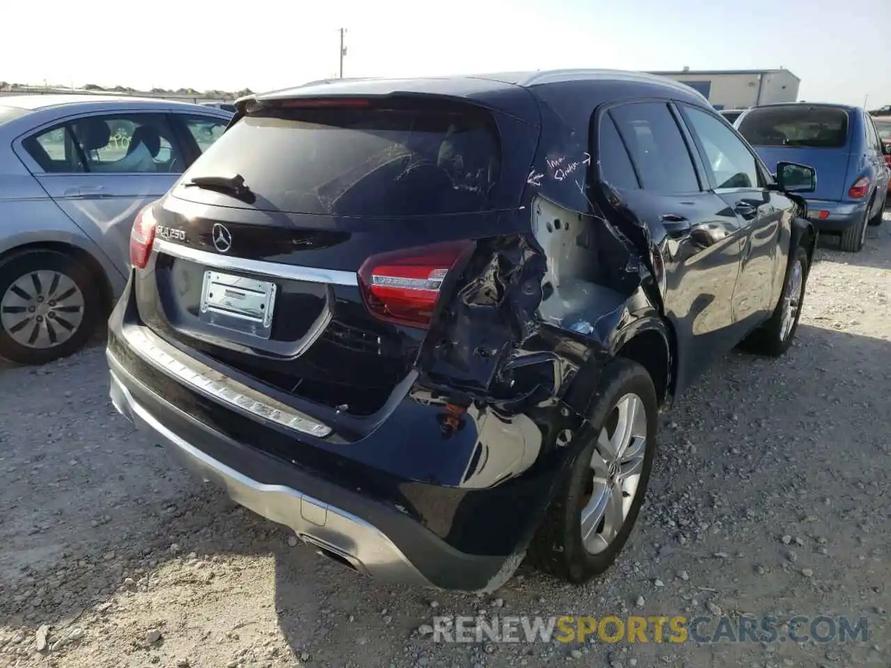 4 Photograph of a damaged car WDCTG4EB7LU023843 MERCEDES-BENZ GLA-CLASS 2020