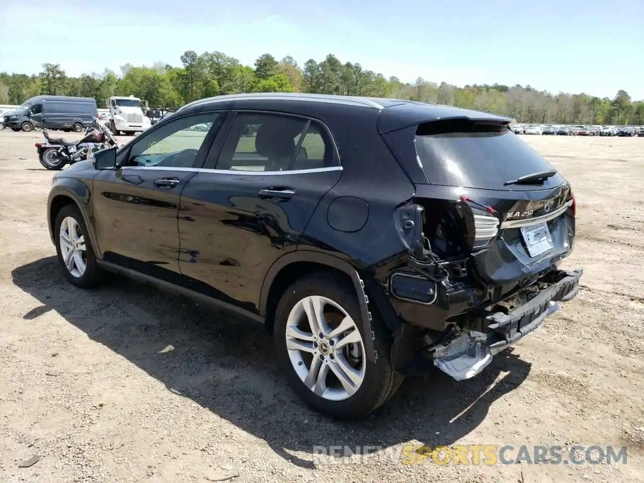 3 Photograph of a damaged car WDCTG4EB7LU028928 MERCEDES-BENZ GLA-CLASS 2020