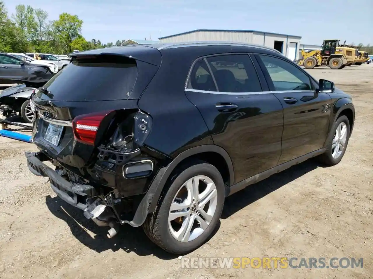 4 Photograph of a damaged car WDCTG4EB7LU028928 MERCEDES-BENZ GLA-CLASS 2020