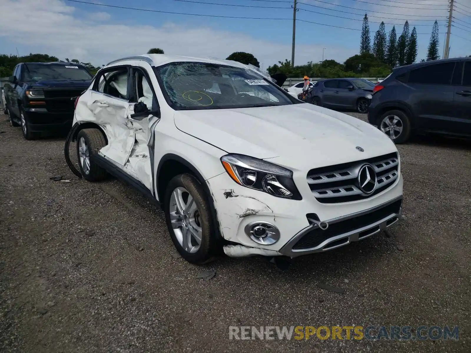 1 Photograph of a damaged car WDCTG4EB8LU026007 MERCEDES-BENZ GLA-CLASS 2020