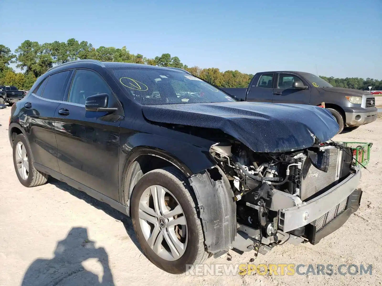 1 Photograph of a damaged car WDCTG4EB9LJ649637 MERCEDES-BENZ GLA-CLASS 2020