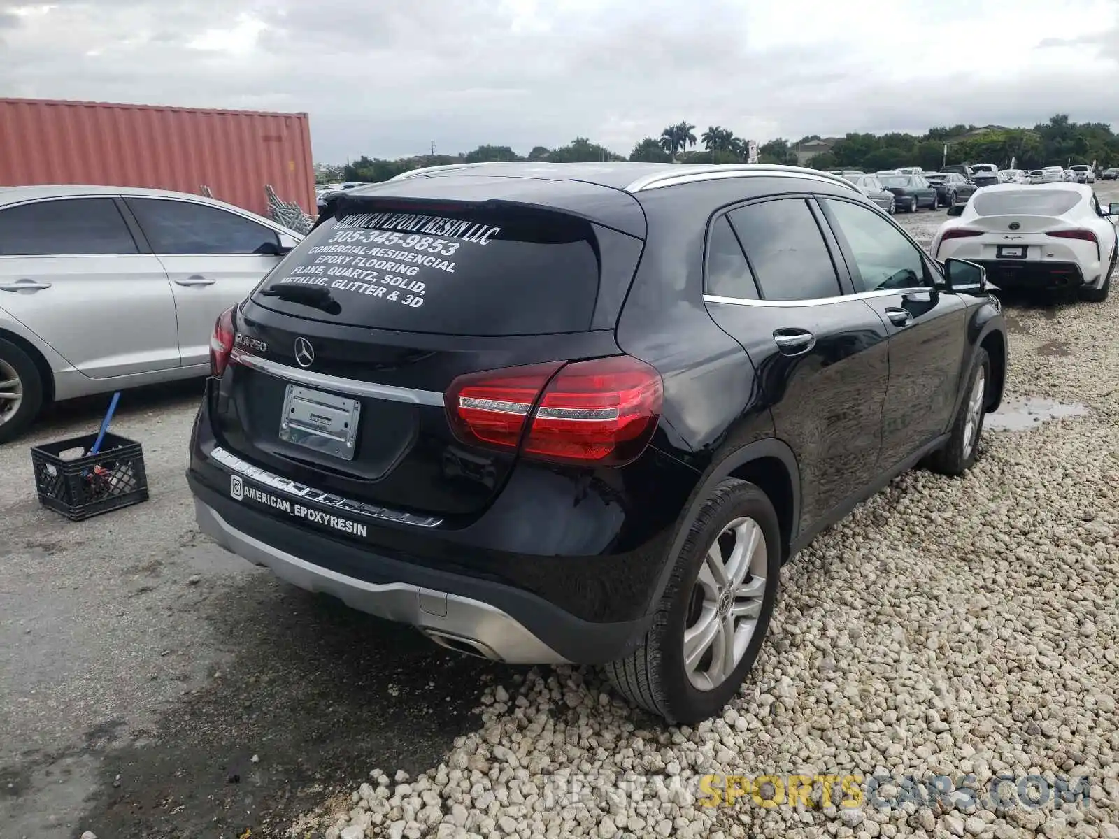 4 Photograph of a damaged car WDCTG4EB9LJ688406 MERCEDES-BENZ GLA-CLASS 2020