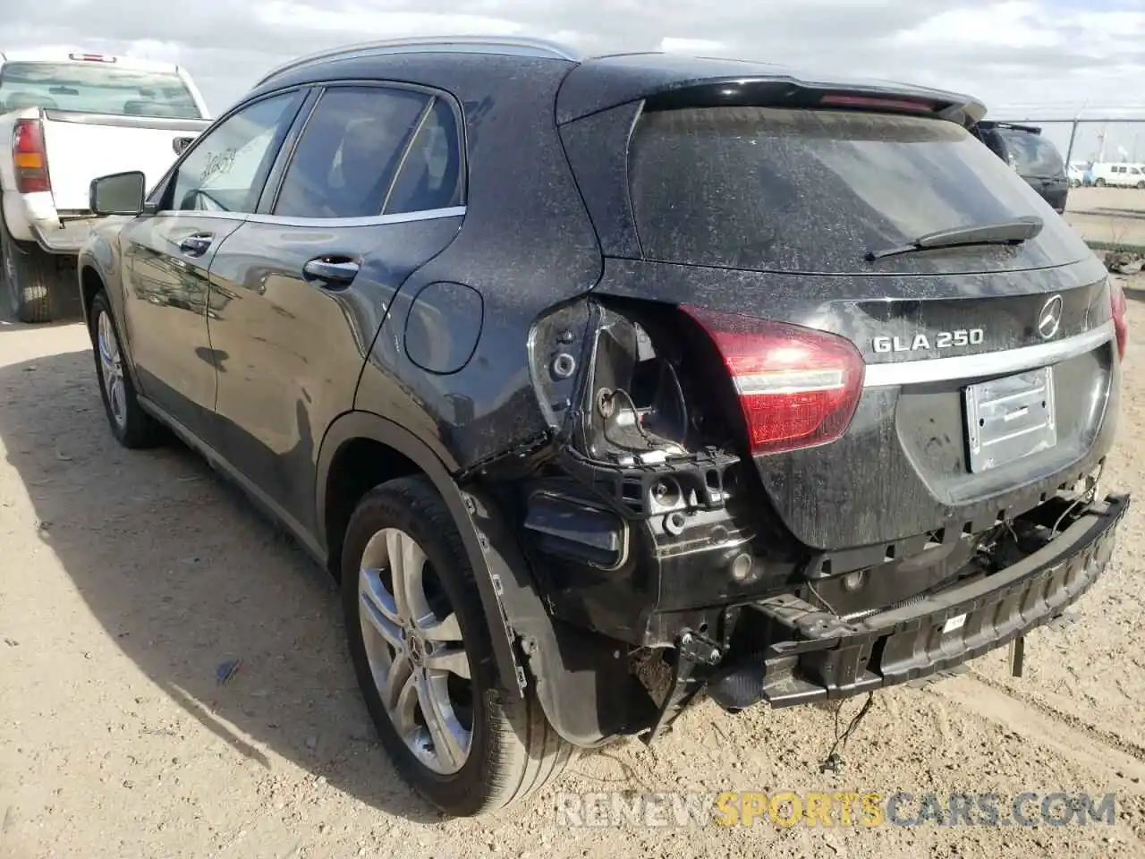 3 Photograph of a damaged car WDCTG4EB9LU026209 MERCEDES-BENZ GLA-CLASS 2020