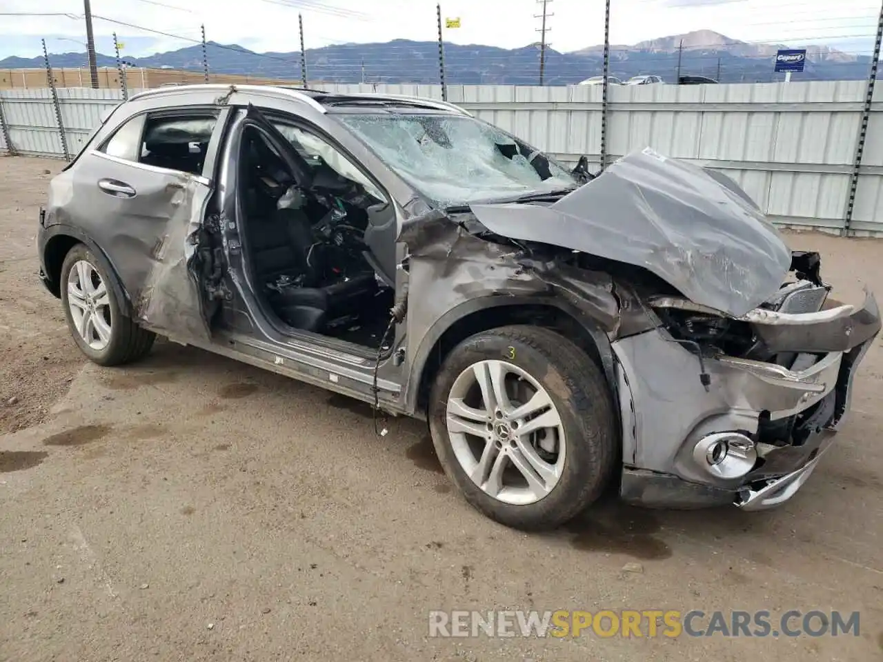 9 Photograph of a damaged car WDCTG4GB0LJ677890 MERCEDES-BENZ GLA-CLASS 2020