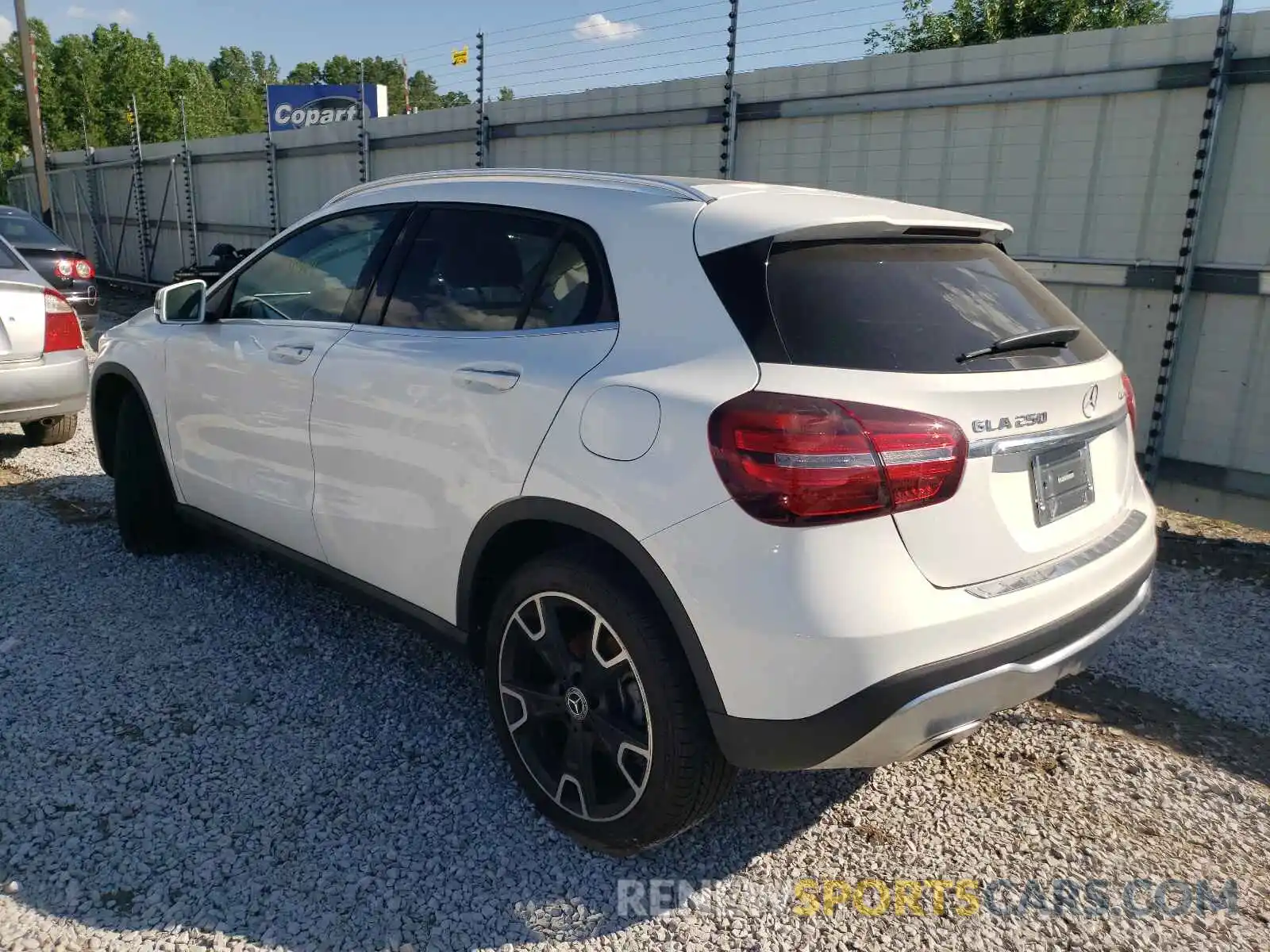 2 Photograph of a damaged car WDCTG4GB4LU028575 MERCEDES-BENZ GLA-CLASS 2020