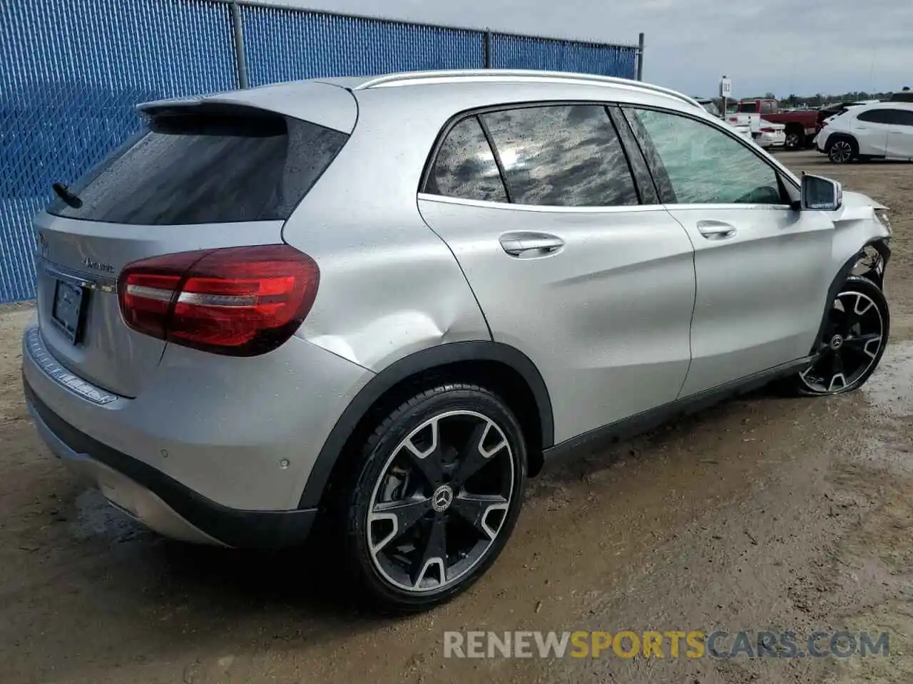 3 Photograph of a damaged car WDCTG4GB5LU023126 MERCEDES-BENZ GLA-CLASS 2020