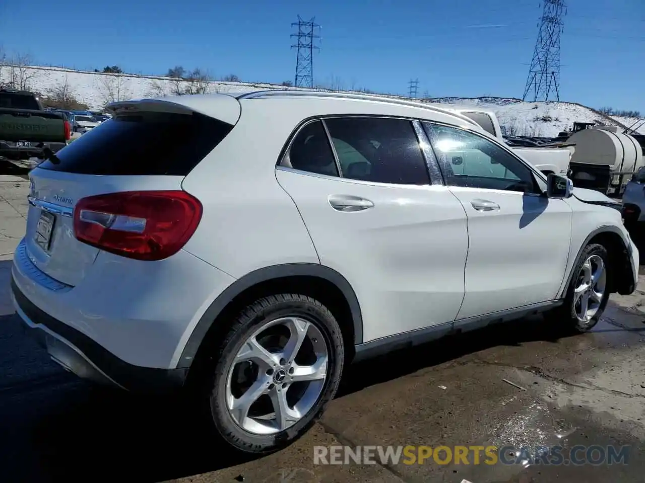 3 Photograph of a damaged car WDCTG4GB5LU023398 MERCEDES-BENZ GLA-CLASS 2020