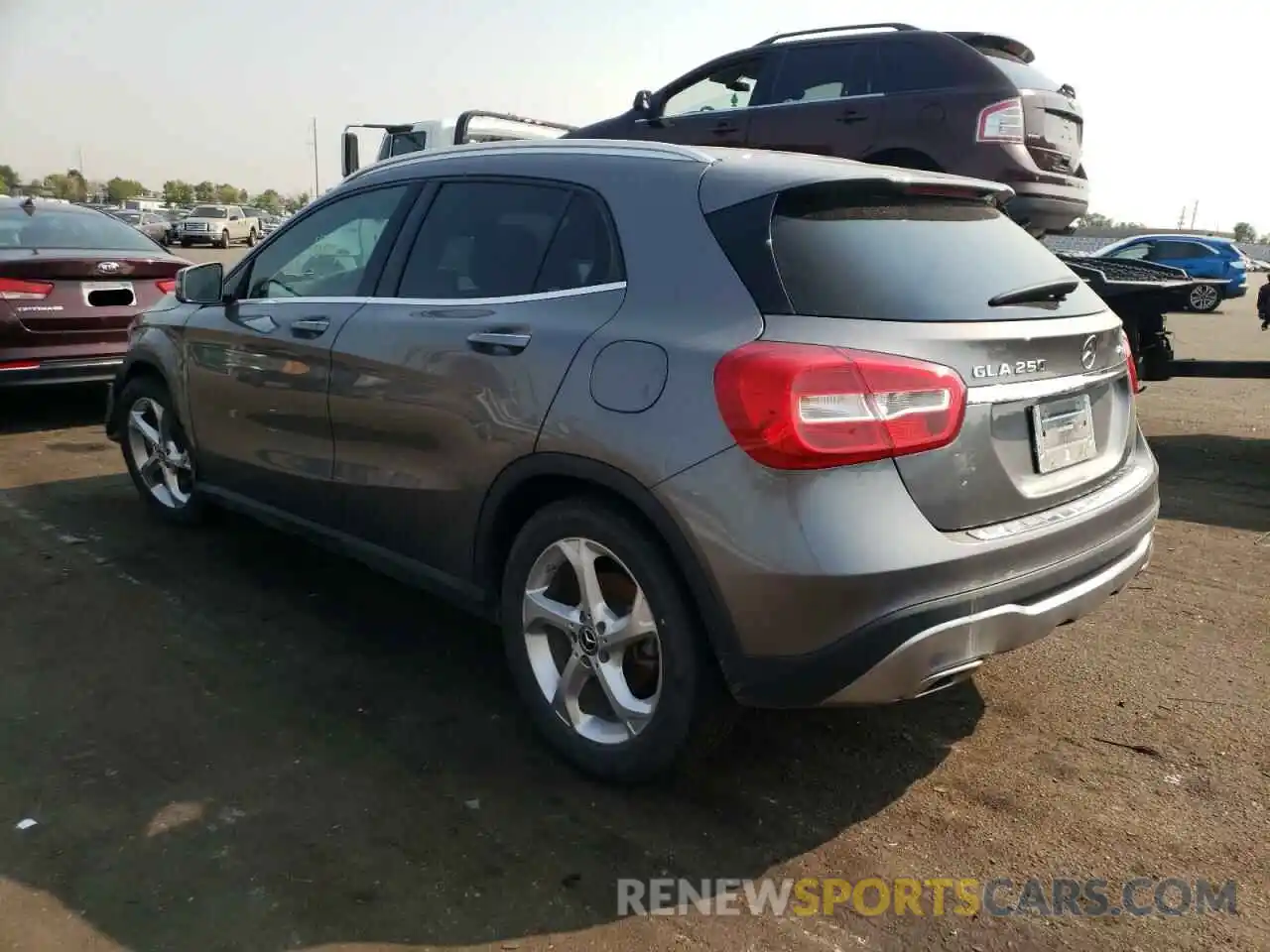 3 Photograph of a damaged car WDCTG4GB8LJ668533 MERCEDES-BENZ GLA-CLASS 2020