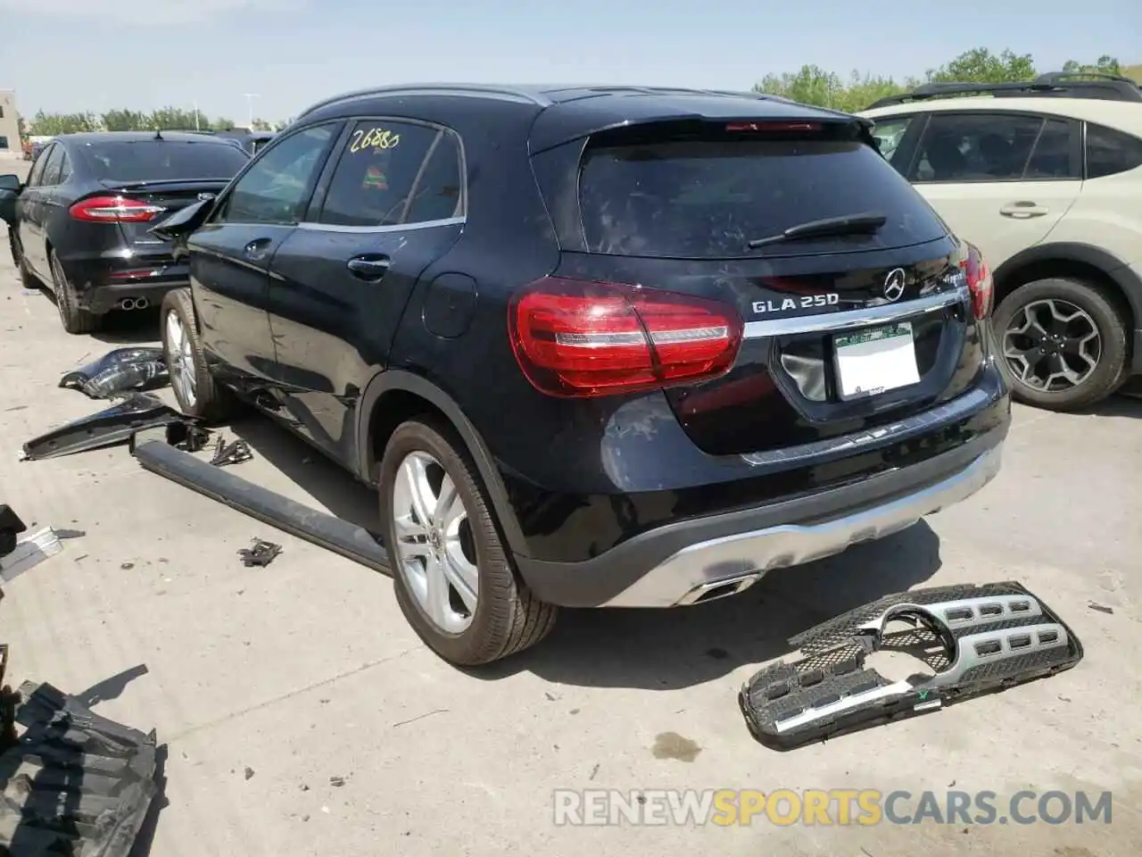 3 Photograph of a damaged car WDCTG4GB9LJ690279 MERCEDES-BENZ GLA-CLASS 2020