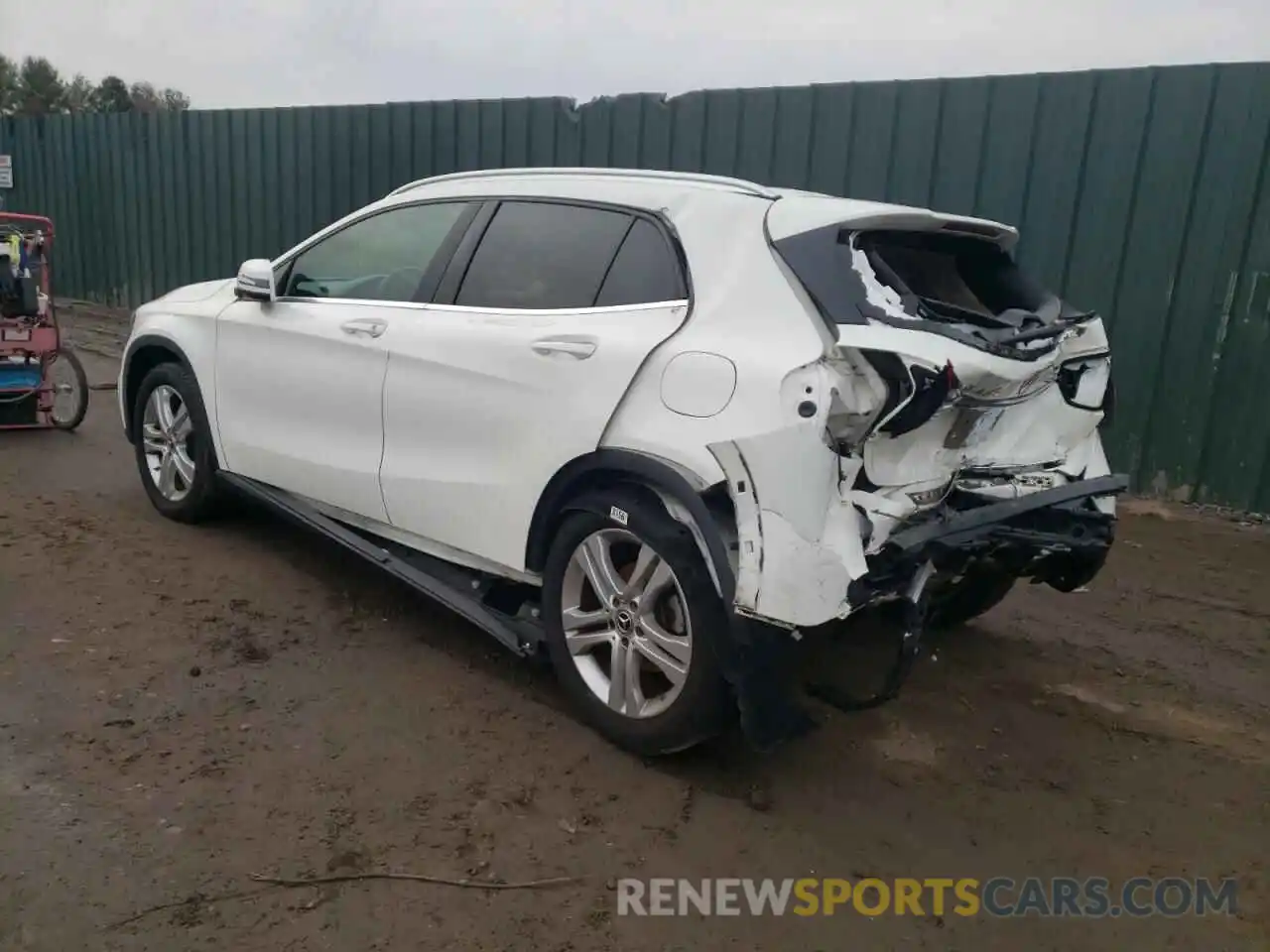 3 Photograph of a damaged car WDCTG4GB9LU023114 MERCEDES-BENZ GLA-CLASS 2020