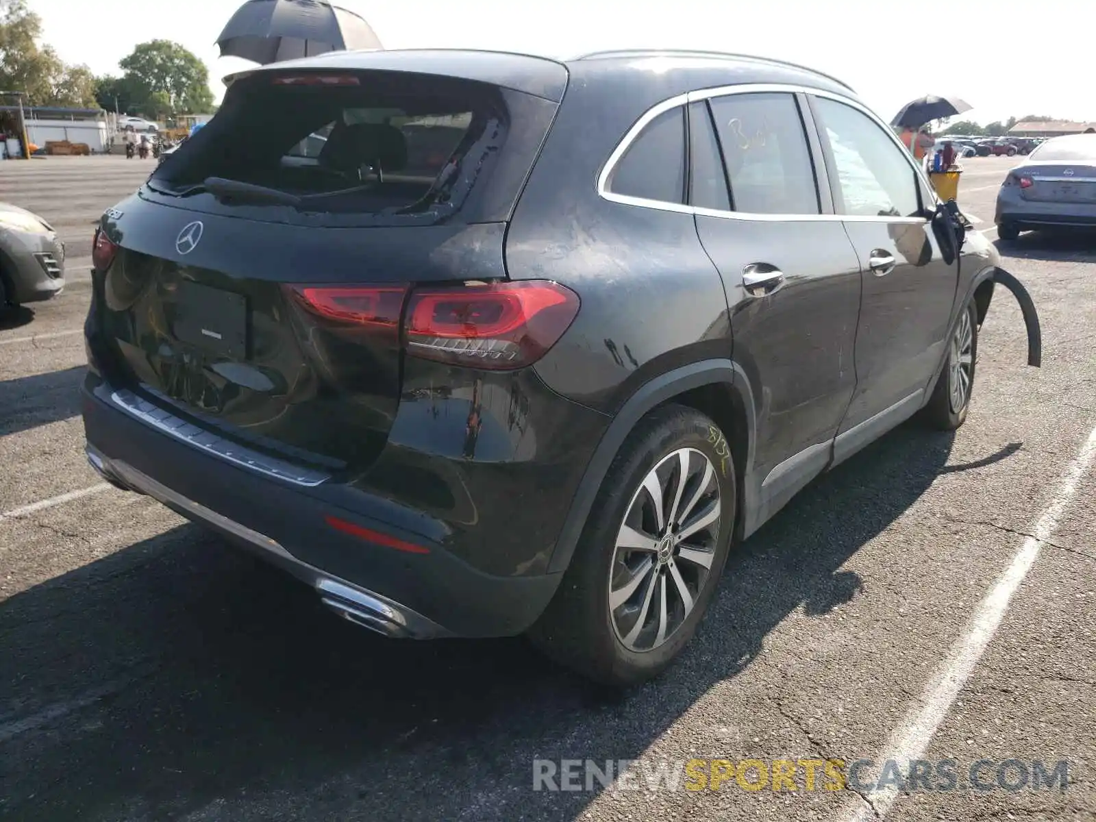 4 Photograph of a damaged car W1N4N4GB0MJ189744 MERCEDES-BENZ GLA-CLASS 2021