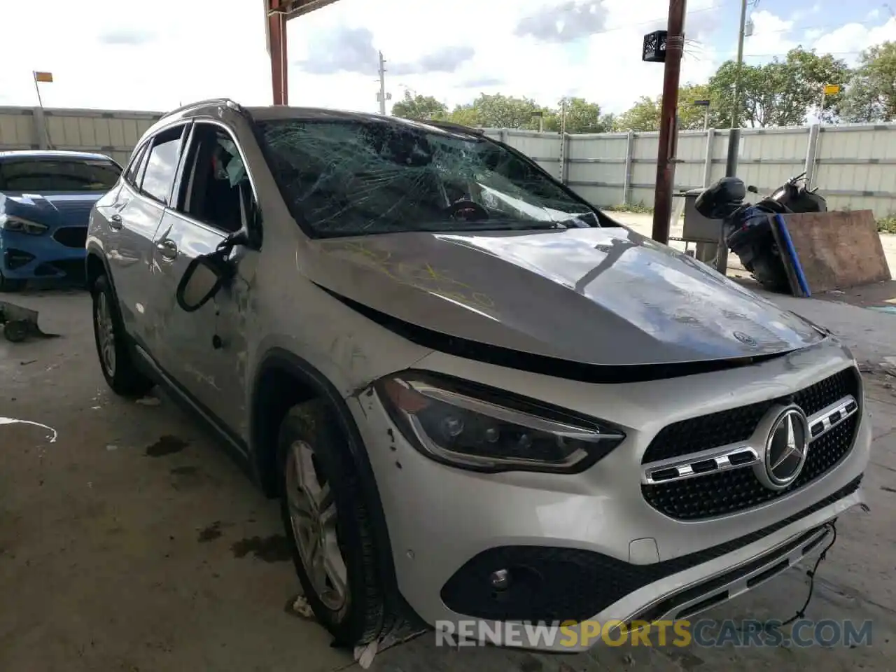 1 Photograph of a damaged car W1N4N4GB0MJ240580 MERCEDES-BENZ GLA-CLASS 2021