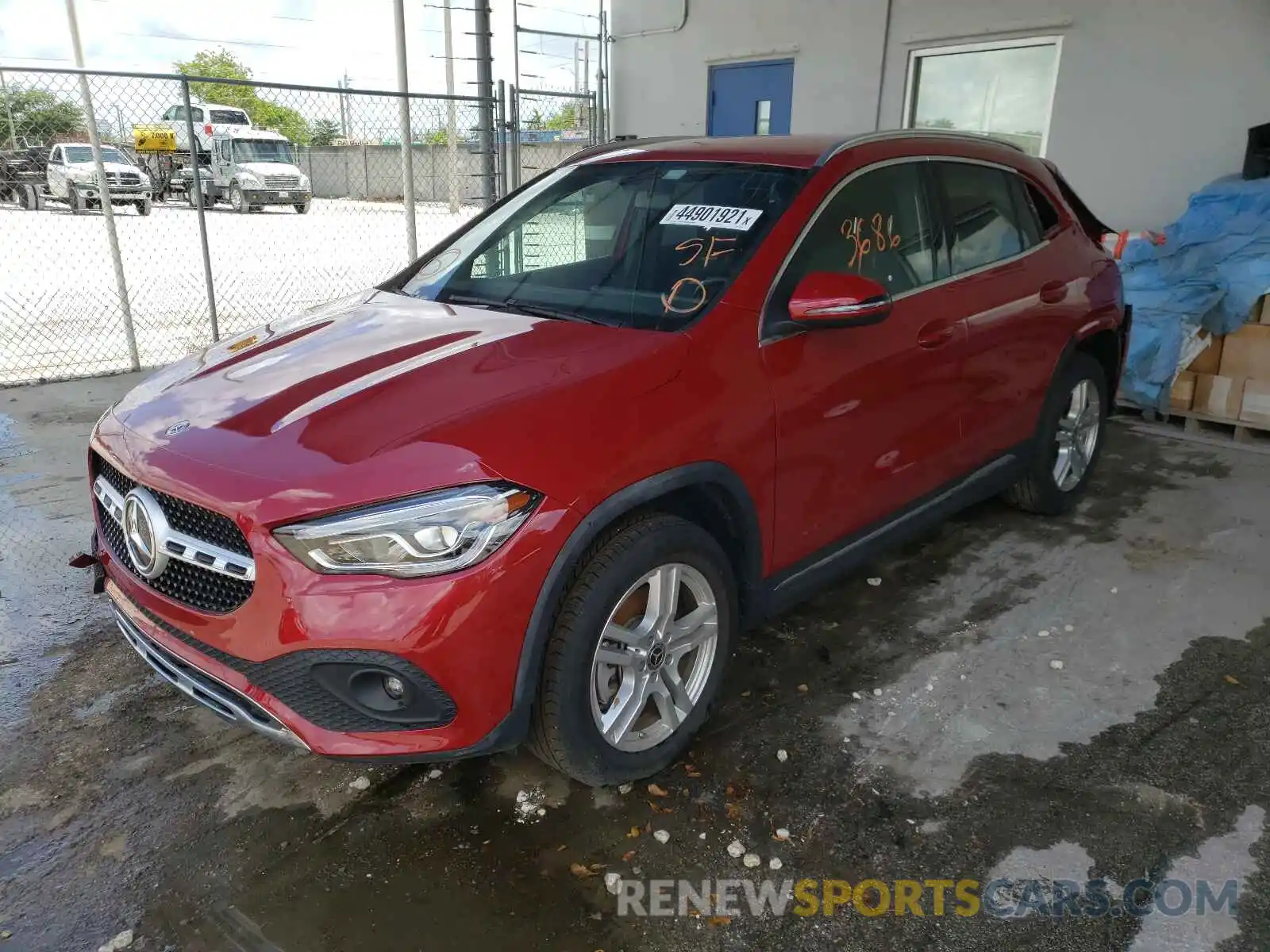 2 Photograph of a damaged car W1N4N4GB1MJ158499 MERCEDES-BENZ GLA-CLASS 2021